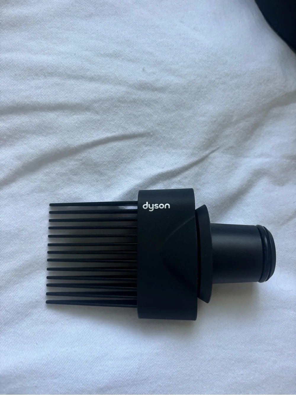 Dyson box and attachments